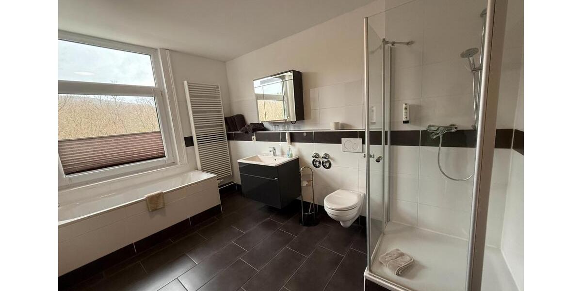 Etagenwohnung Bad Wildungen - 3 Zimmer, 108 m&sup2;, 890&euro; | Angebot:26614044