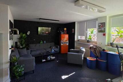 Praxis oder Büro mit separatem Eingang in Oberhausen-Alstaden zimmer