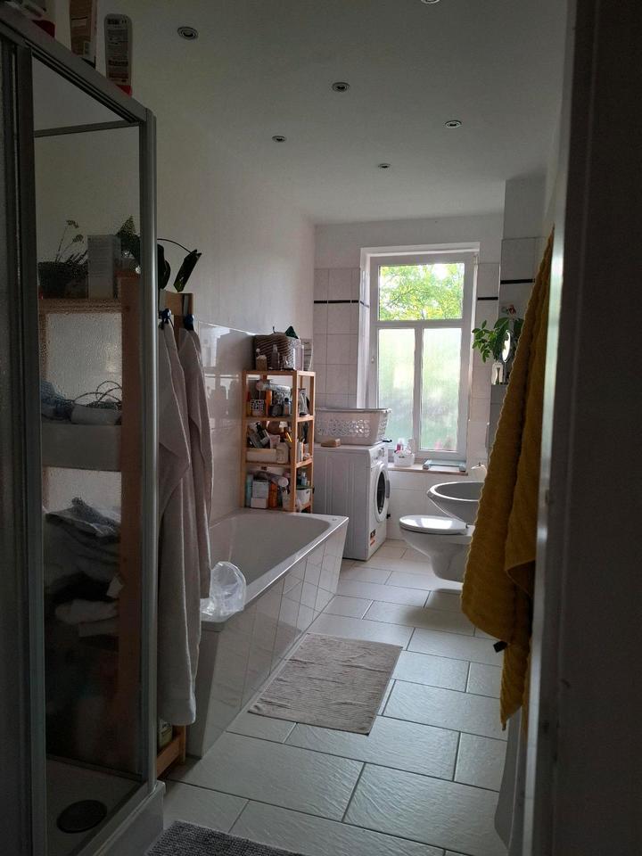 Zwischenmiete für süßes 10m² WG Zimmer (September, Oktober)