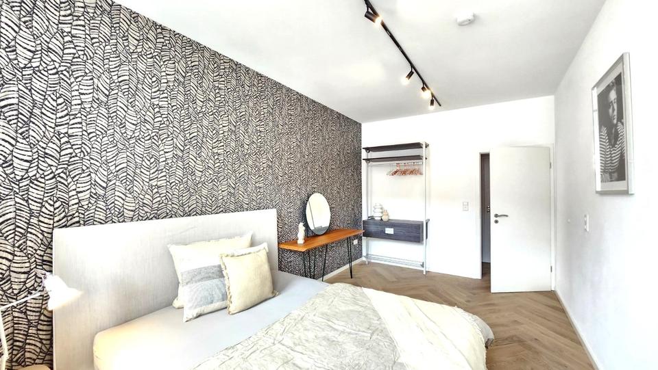 Dachgeschoßwohnung Waldshut-Tiengen Tiengen - 2 Zimmer, 95 m&sup2;, 1.450&euro; | Angebot:23601188