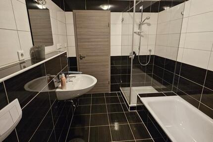 Wohnen auf Zeit Paderborn Neuenbeken - 3 Zimmer, 80 m&sup2;, 800&euro; | Angebot:26512125