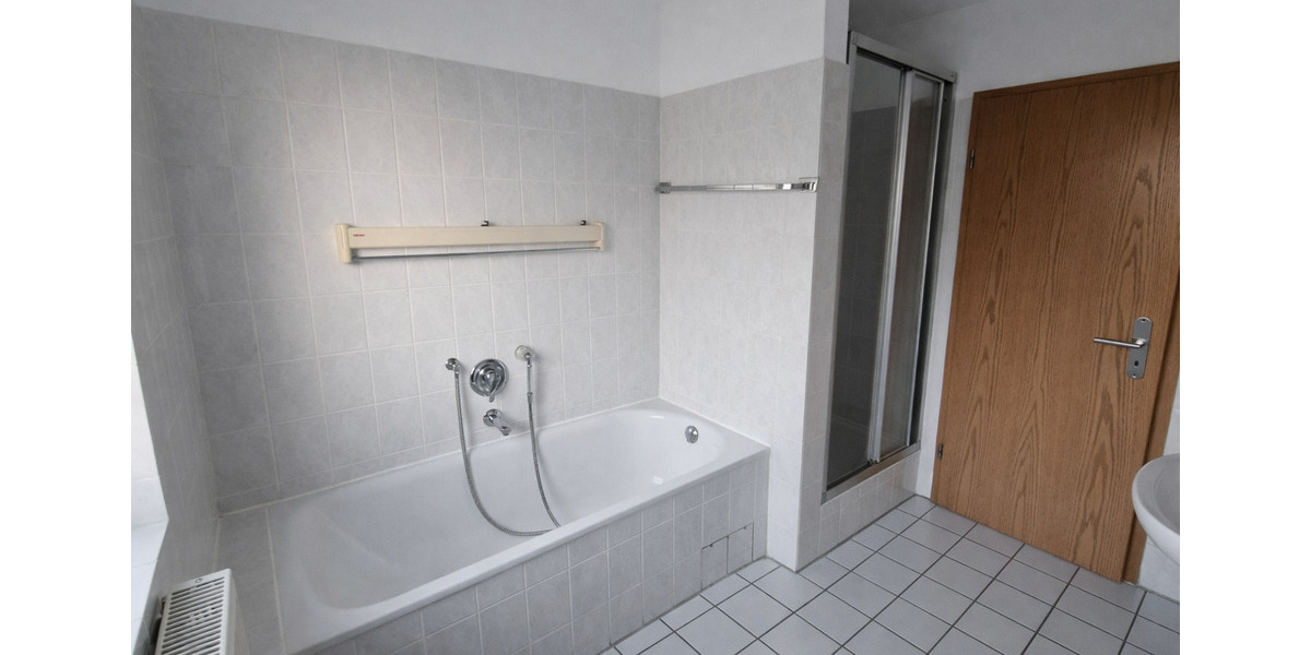 Etagenwohnung Hildesheim Itzum-Marienburg - 3 Zimmer, 77 m&sup2;, 900&euro; | Angebot:24866393