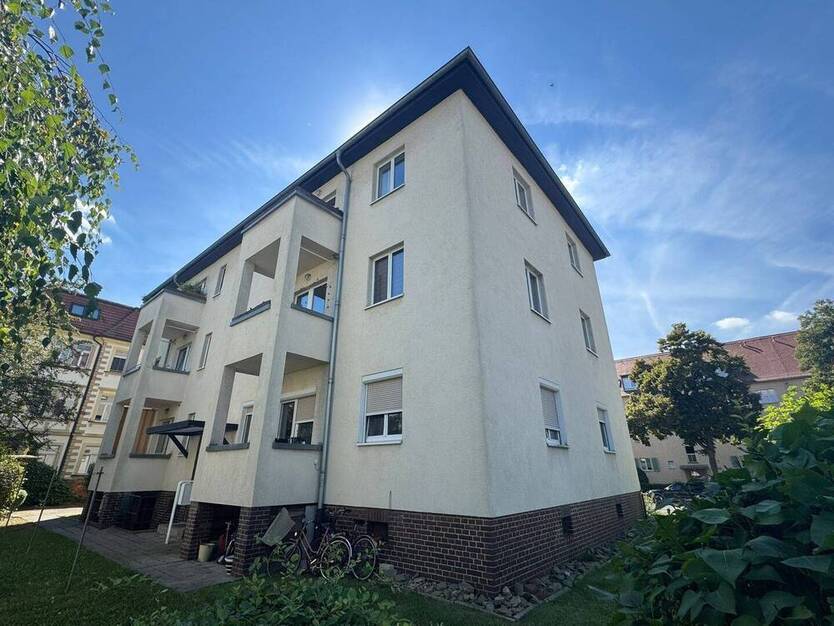 Gemütliche 2-Zimmer-Wohnung mit Balkon in zentraler Lage