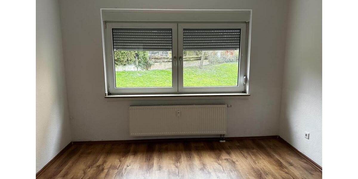 3 Zimmer Wohnung mit Balkon ab sofort Verfügbar zimmer