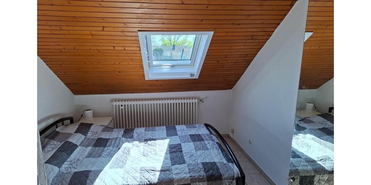 Dachgeschoßwohnung Bergisch Gladbach - 2 Zimmer, 58 m&sup2;, 1.030&euro; | Angebot:26313867
