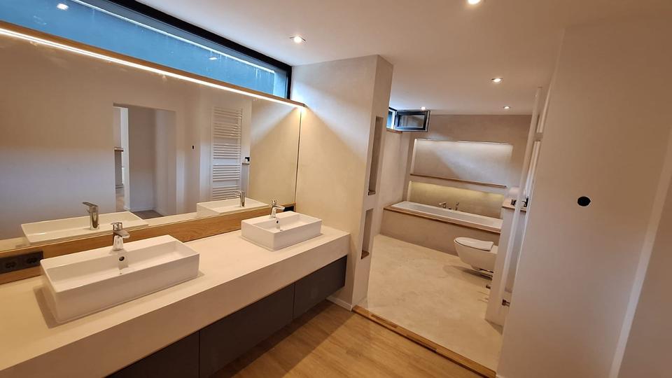 Erdgeschoßwohnung Greding - 3 Zimmer, 160 m&sup2;, 1.440&euro; | Angebot:24974926