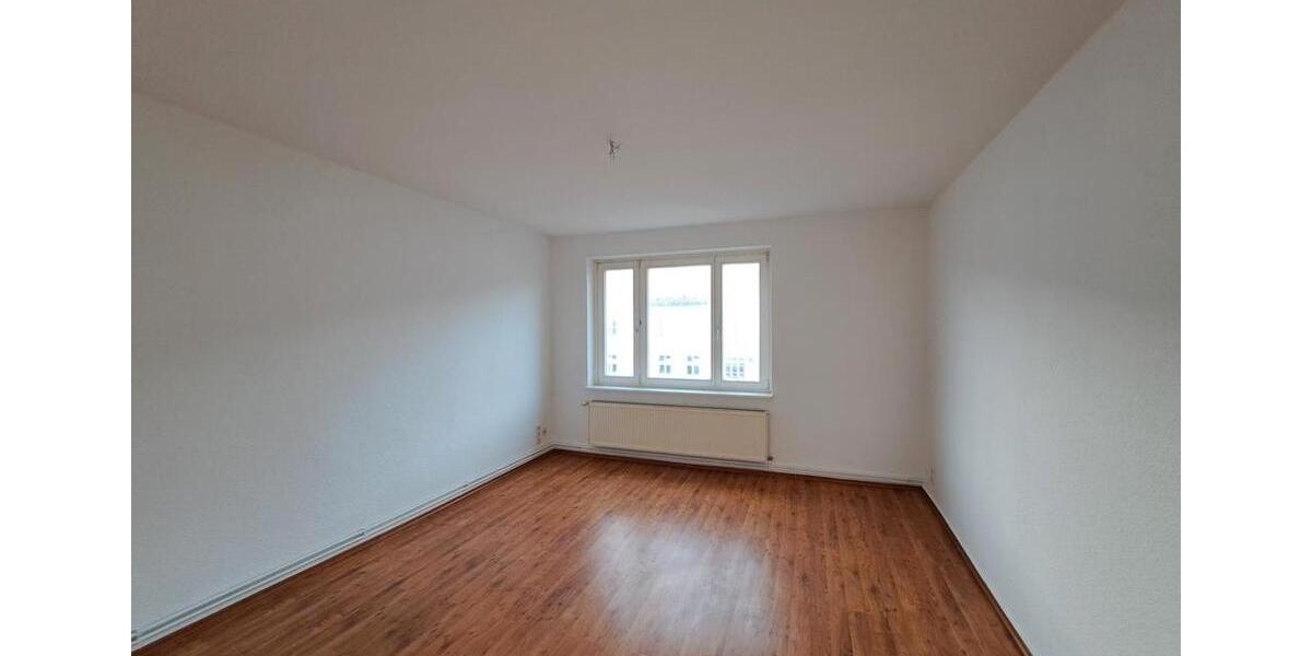 Etagenwohnung Neubrandenburg - 3 Zimmer, 58 m&sup2;, 473&euro; | Angebot:26443617