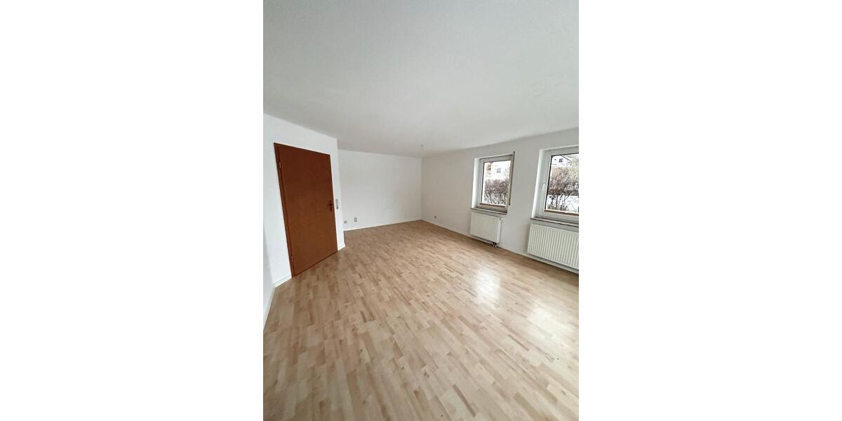 3-Zimmer-Wohnung mit Einbauküche, Terrasse & Garage – 78 m² 1 zimmer