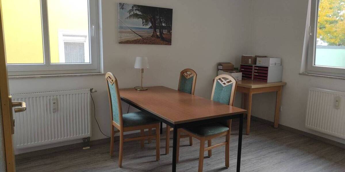 Gewerbeobjekt Meißen Vorbrücke - 4 Zimmer, 99 m&sup2;, 800&euro; | Angebot:25671062