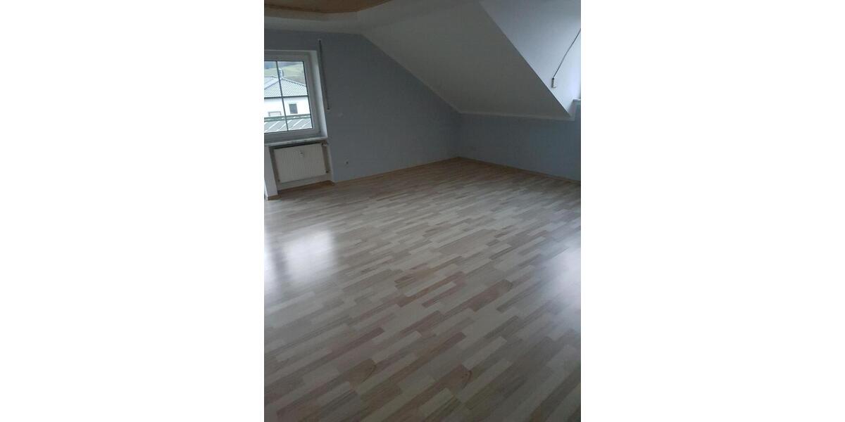 Dachgeschoßwohnung Walderbach - 4 Zimmer, 120 m&sup2;, 750&euro; | Angebot:26706098