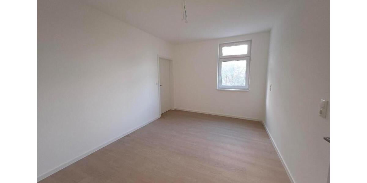 Etagenwohnung Elgersburg - 3 Zimmer, 104 m&sup2;, 1.090&euro; | Angebot:24816436