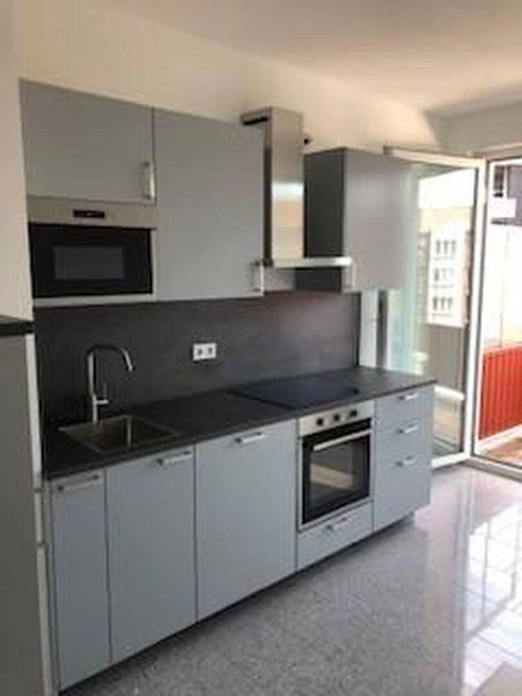 3-Zimmerwohnung mit Balkon belgisches Viertel
