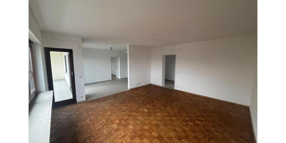 Etagenwohnung Laudenbach - 3 Zimmer, 95 m&sup2;, 1.124&euro; | Angebot:26367546