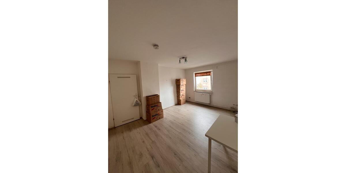 Etagenwohnung Hanau Großauheim - 3 Zimmer, 61 m&sup2;, 700&euro; | Angebot:26022152