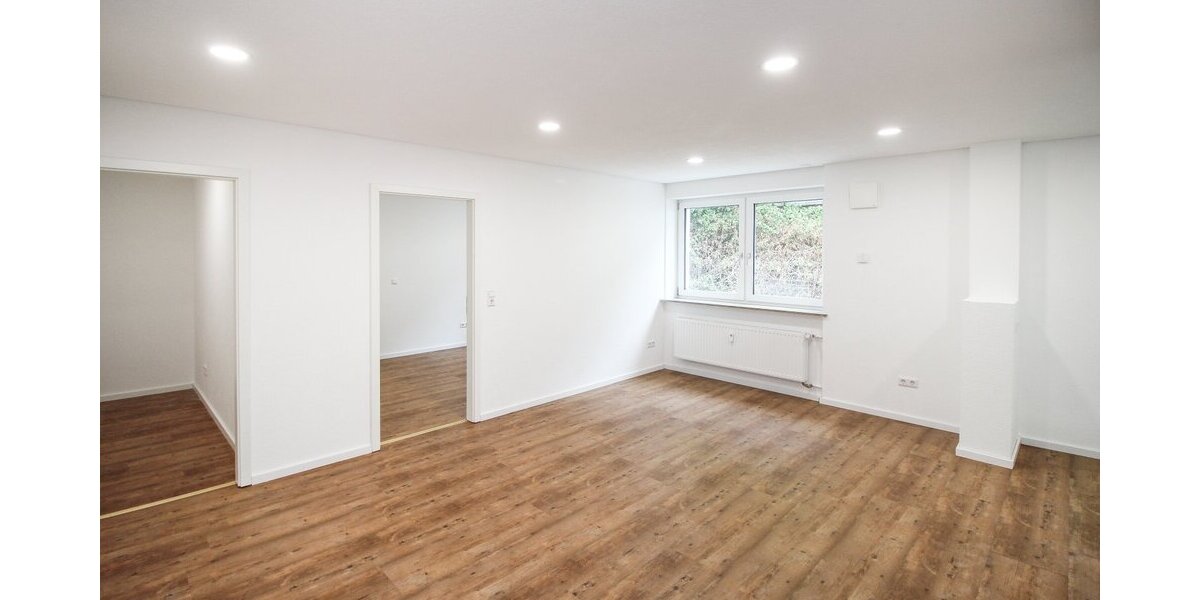 Modernisierte 2-Zimmer-Wohnung mit Einbauküche in Oberndorf a. N. - Etagenwohnung Oberndorf | Angebot:27261626