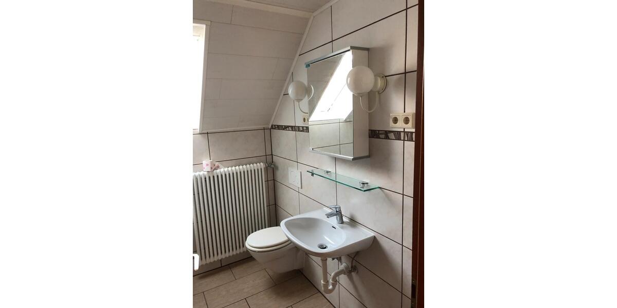 Dachgeschoßwohnung Uffenheim - 3 Zimmer, 120 m&sup2;, 950&euro; | Angebot:26553411