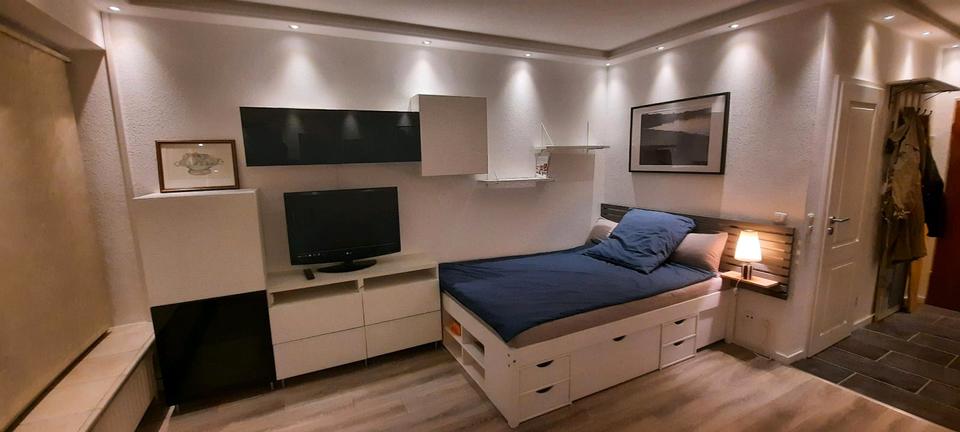 Erdgeschoßwohnung Frankfurt am Main Nord-Ost - 1 Zimmer, 33 m&sup2;, 1.020&euro; | Angebot:25650713