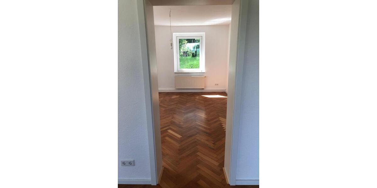 Hochparterre Jena Burgau - 4 Zimmer, 97 m&sup2;, 1.210&euro; | Angebot:25364071