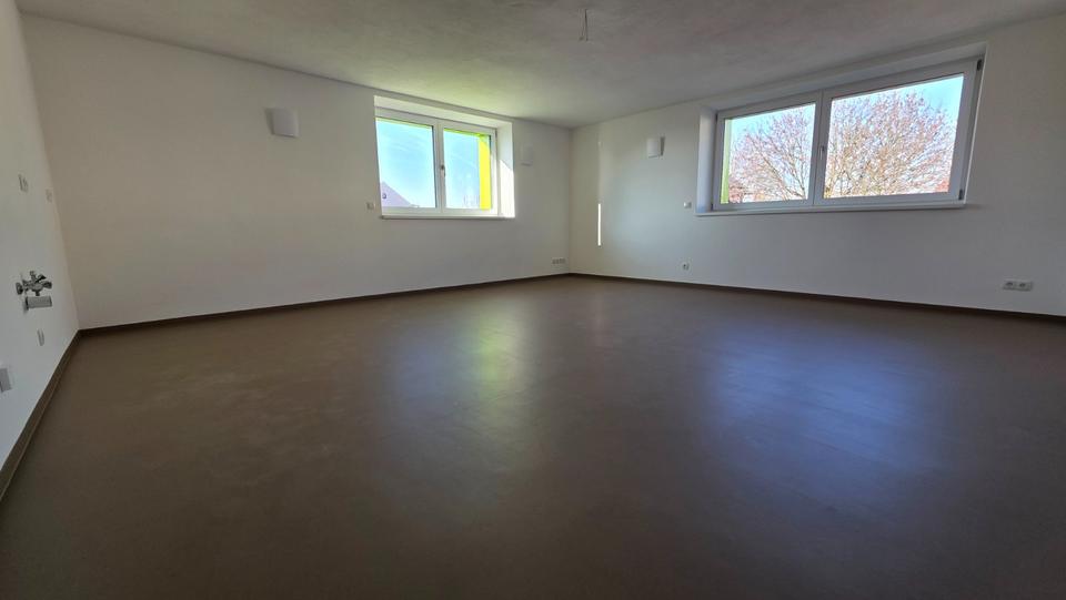 Etagenwohnung Deggendorf - 4 Zimmer, 101 m&sup2;, 980&euro; | Angebot:24562918