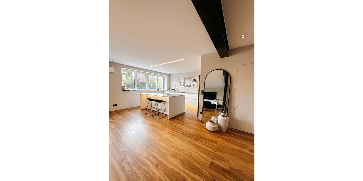 Hochparterre Straubing - 3 Zimmer, 104 m&sup2;, 1.350&euro; | Angebot:26686967