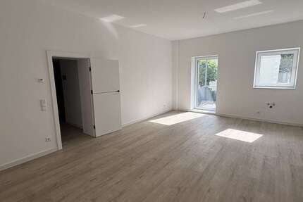 Wohnung Moers - 3 Zimmer, 134 m&sup2;, 1.750&euro; | Angebot:27253352
