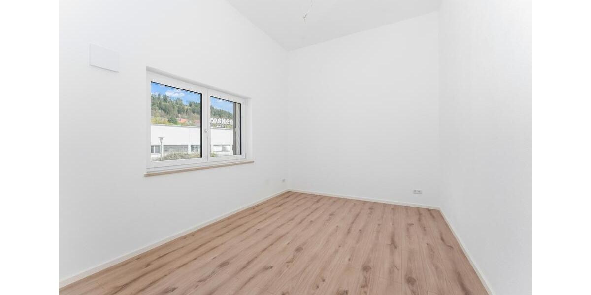 Mehrfamilienhaus, Wohnhaus Greding - 99 Zimmer, 1.200 m&sup2;, 320&euro; | Angebot:24889941