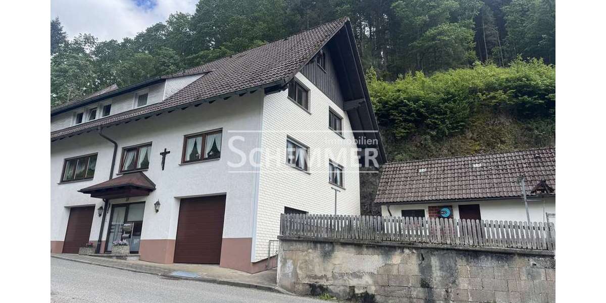 Etagenwohnung Simonswald - 3 Zimmer, 95 m&sup2;, 680&euro; | Angebot:26596211