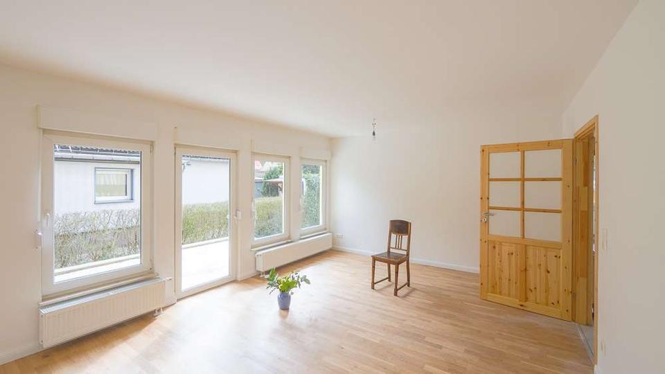 Einfamilienhaus Döbern - 5 Zimmer, 140 m&sup2;, 1.200&euro; | Angebot:25854132