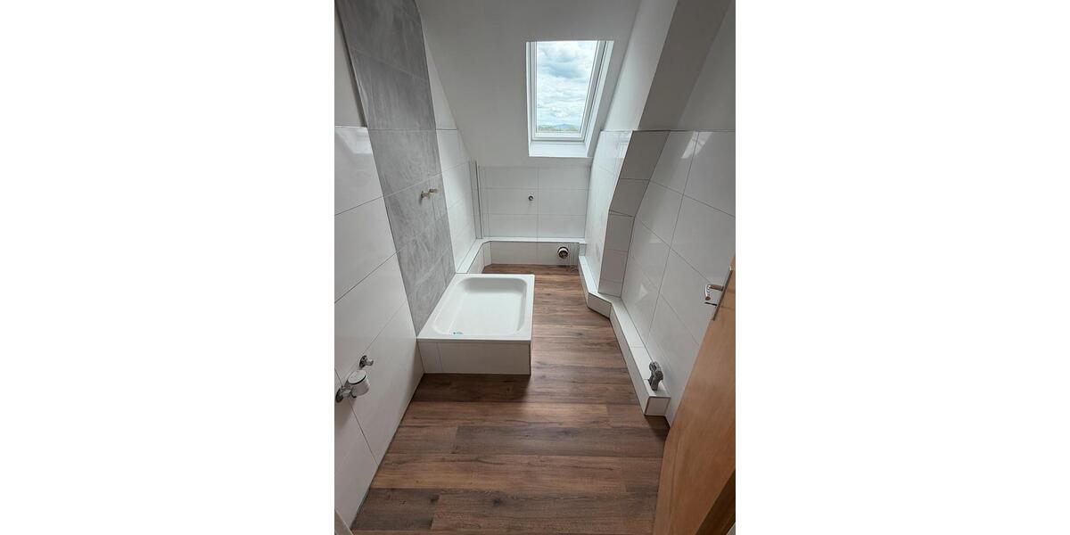 Etagenwohnung Seesen - 5 Zimmer, 62 m&sup2;, 450&euro; | Angebot:26660641