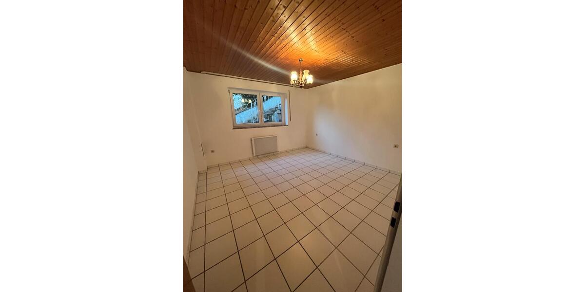 Erdgeschoßwohnung Pelm - 3 Zimmer, 100 m&sup2;, 650&euro; | Angebot:26446245