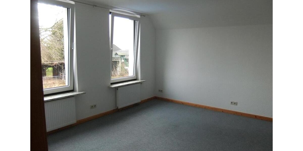 Etagenwohnung Oeversee - 3 Zimmer, 80 m&sup2;, 1.000&euro; | Angebot:25874231