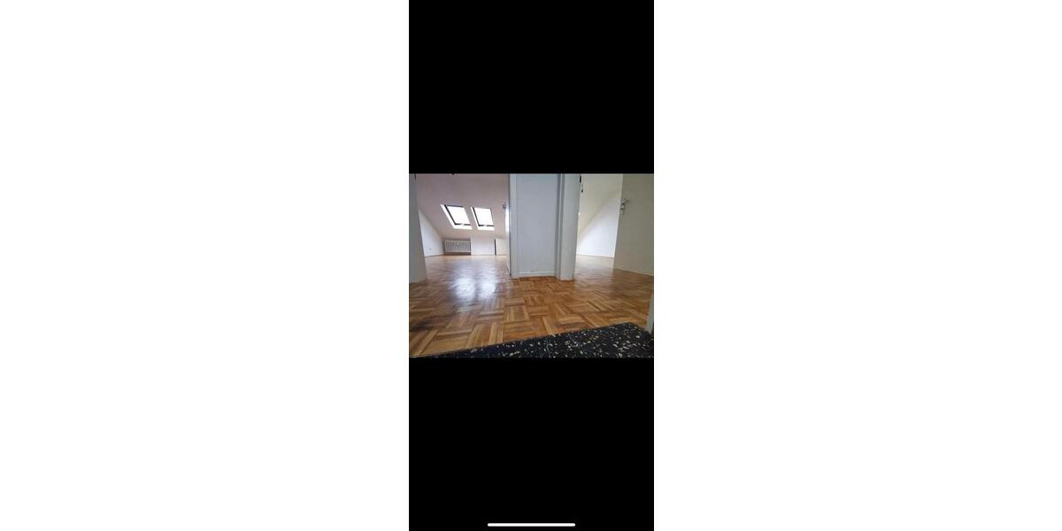 Dachgeschoßwohnung Düsseldorf Pempelfort - 2 Zimmer, 45 m&sup2;, 495&euro; | Angebot:24778069