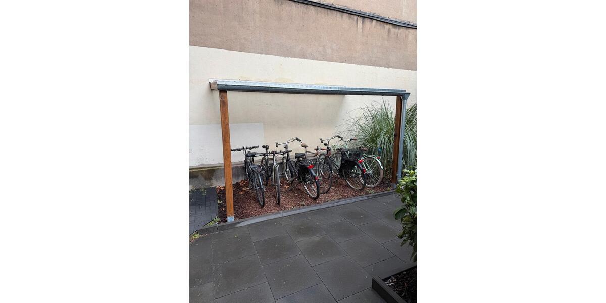 Wohnen auf Zeit Düsseldorf Stadtbezirk 5 - 1 Zimmer, 12 m&sup2;, 600&euro; | Angebot:24831056