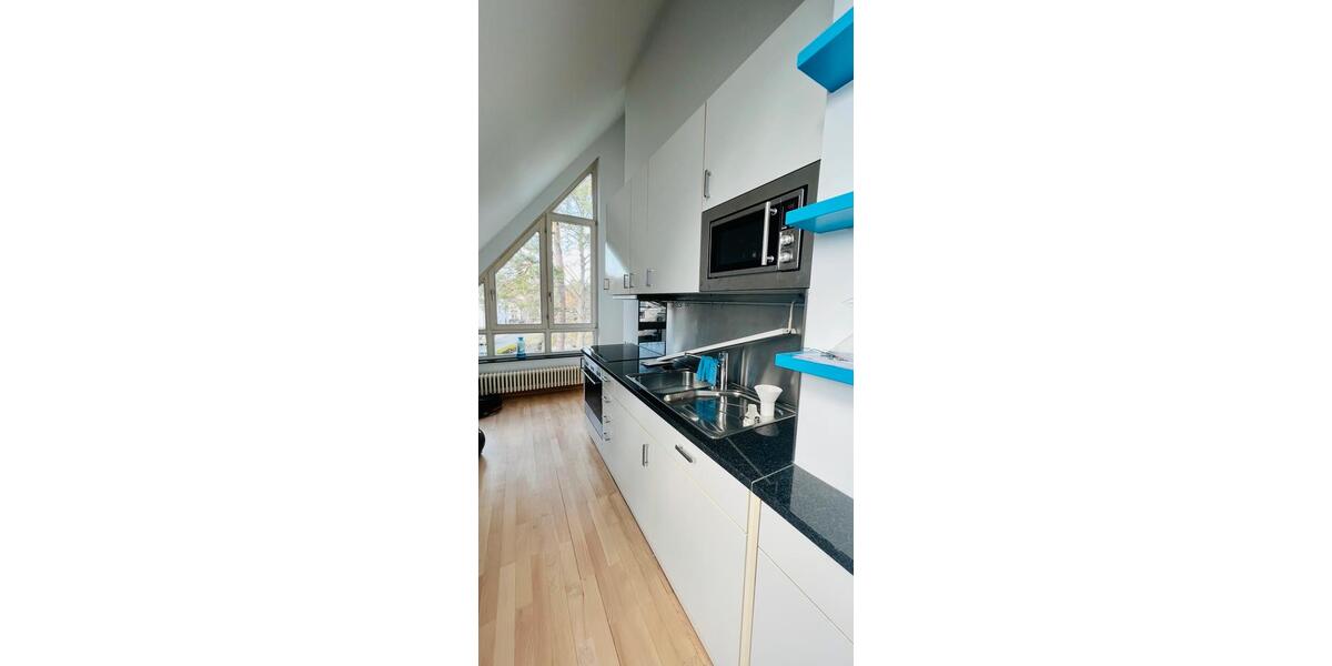 Dachgeschoßwohnung Berlin Charlottenburg-Wilmersdorf - 2.5 Zimmer, 87 m&sup2;, 2.000&euro; | Angebot:26285716