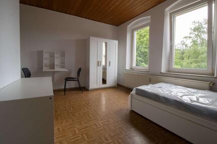Wohnung Selb - 1 Zimmer, 20 m&sup2;, 265&euro; | Angebot:24784189