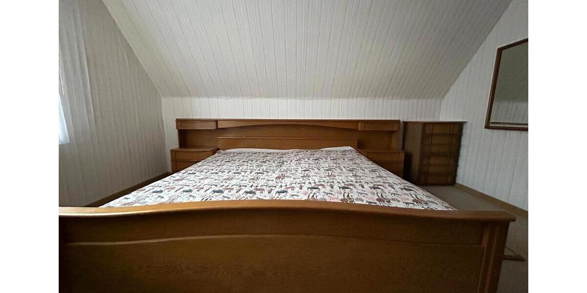 Einfamilienhaus Stolzenau - 6 Zimmer, 250 m&sup2;, 1.400&euro; | Angebot:26592257