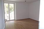 Schicke Wohnung in Top Zustand mit, überdachtem Balkon im 1. OG eines 3 FHS in St. Ingbert - Rohrbach
