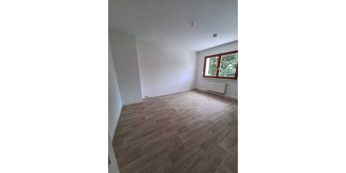 Etagenwohnung Eisenach - 2 Zimmer, 51 m&sup2;, 399&euro; | Angebot:26844110