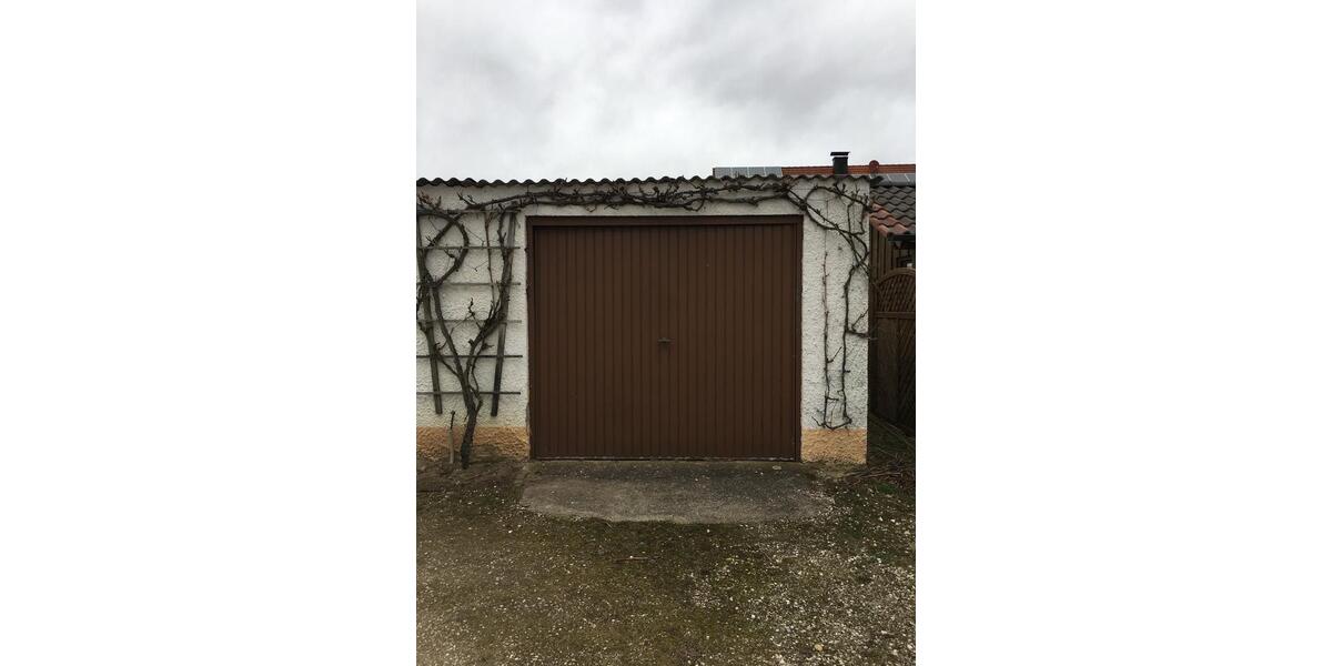 Etagenwohnung Mintraching - 3 Zimmer, 95 m&sup2;, 770&euro; | Angebot:25965980