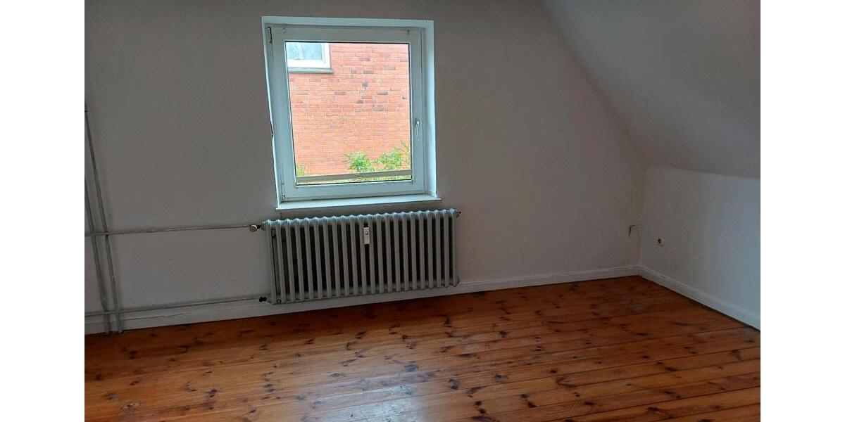 Dachgeschoßwohnung Laboe - 3 Zimmer, 61 m&sup2;, 545&euro; | Angebot:26232134