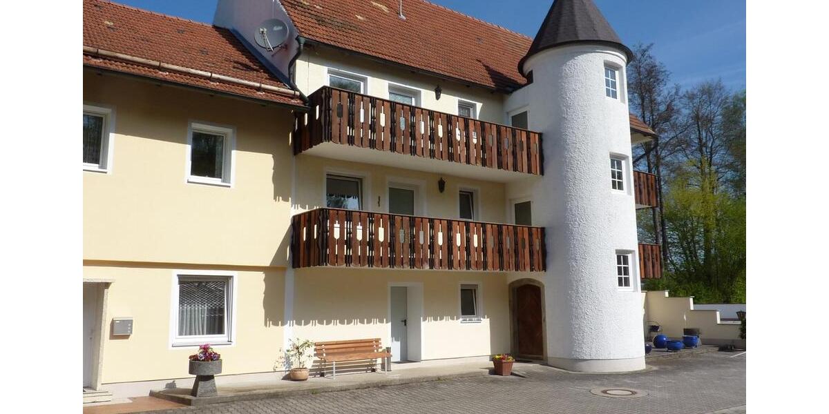Erdgeschoßwohnung Arnschwang - 2 Zimmer, 75 m&sup2;, 630&euro; | Angebot:26144185