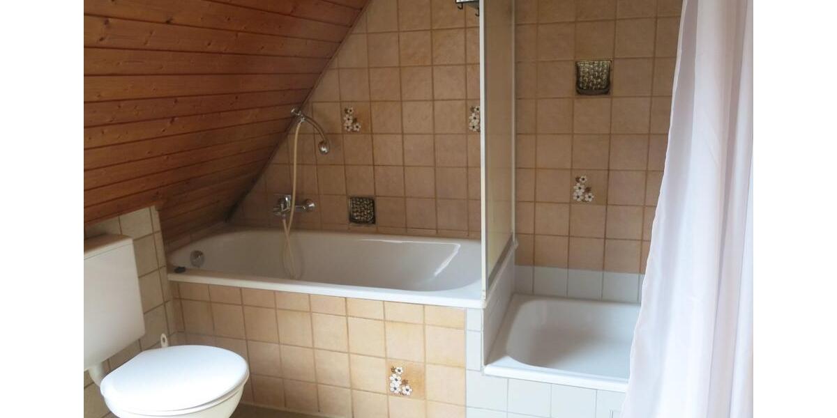 Dachgeschoßwohnung Wildberg - 3 Zimmer, 91 m&sup2;, 908&euro; | Angebot:24701527