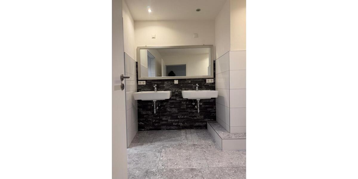 Etagenwohnung Waldkirchen - 3 Zimmer, 100 m&sup2;, 790&euro; | Angebot:24771830