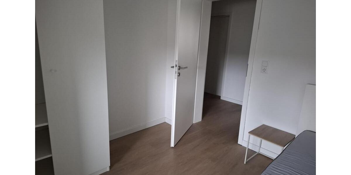 Etagenwohnung Hildesheim - 1 Zimmer, 15 m&sup2;, 380&euro; | Angebot:25903308