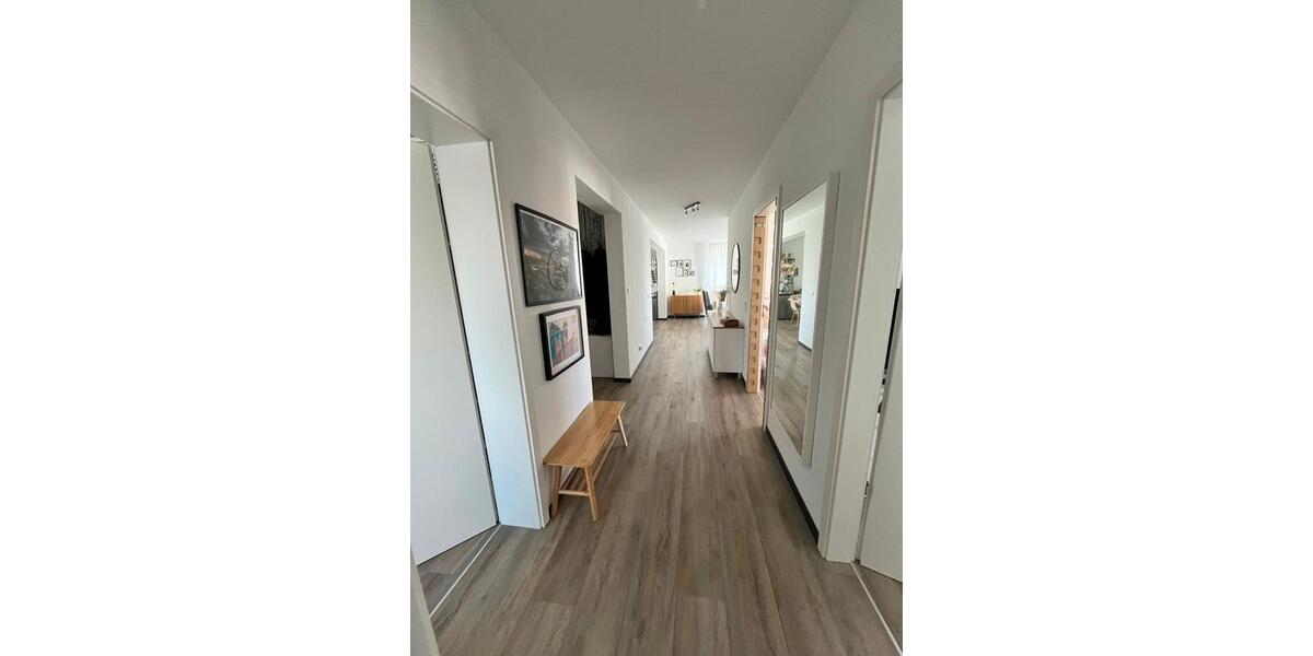 Etagenwohnung Wetter (Hessen) - 4 Zimmer, 115 m&sup2;, 1.300&euro; | Angebot:26210875
