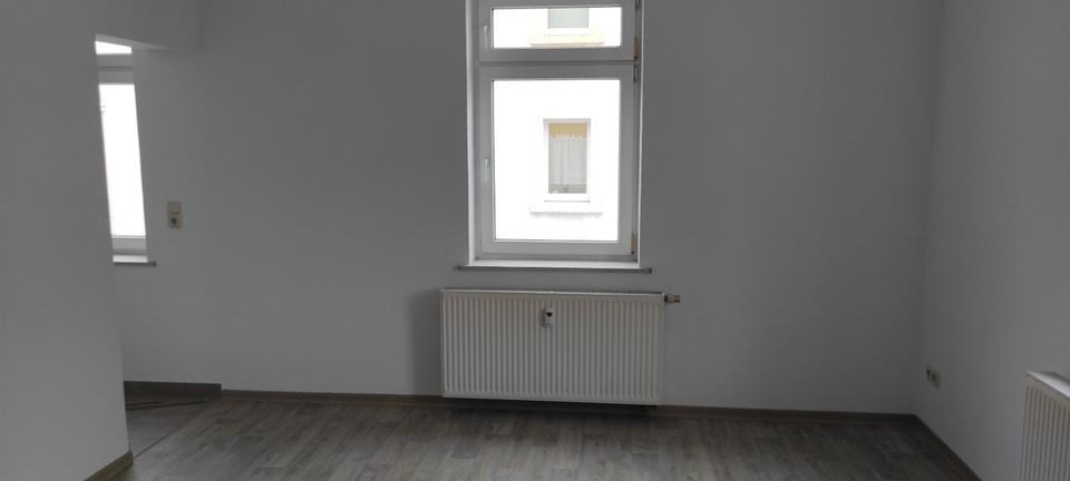 Hochparterre Bannewitz - 2 Zimmer, 43 m&sup2;, 302&euro; | Angebot:24765955