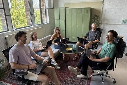 Ruhiger & inspirierender Coworking Space – 3 Plätze frei zimmer