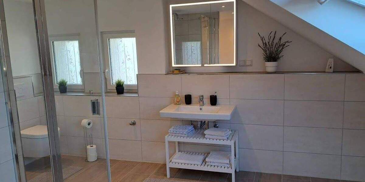 Etagenwohnung Duisburg Röttgersbach - 2 Zimmer, 82 m&sup2;, 758&euro; | Angebot:25880980