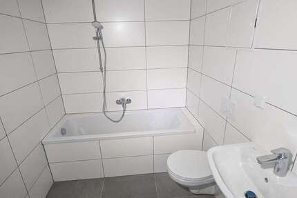 4-Zimmer-Wohnung mit Balkon und Lift