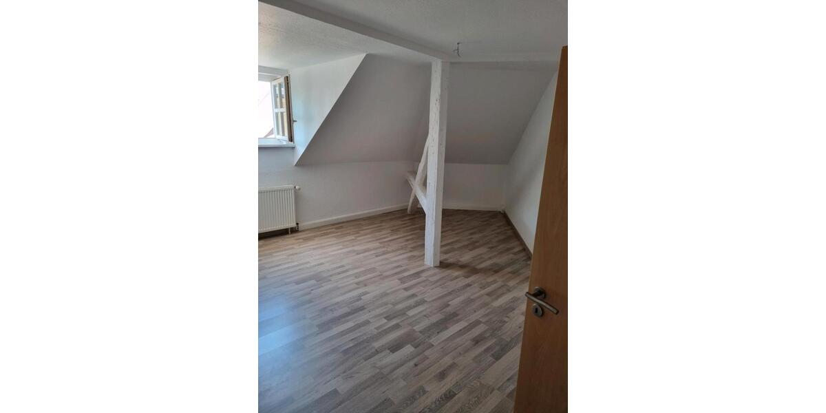 Etagenwohnung Bad Langensalza - 3 Zimmer, 73 m&sup2;, 475&euro; | Angebot:25875641